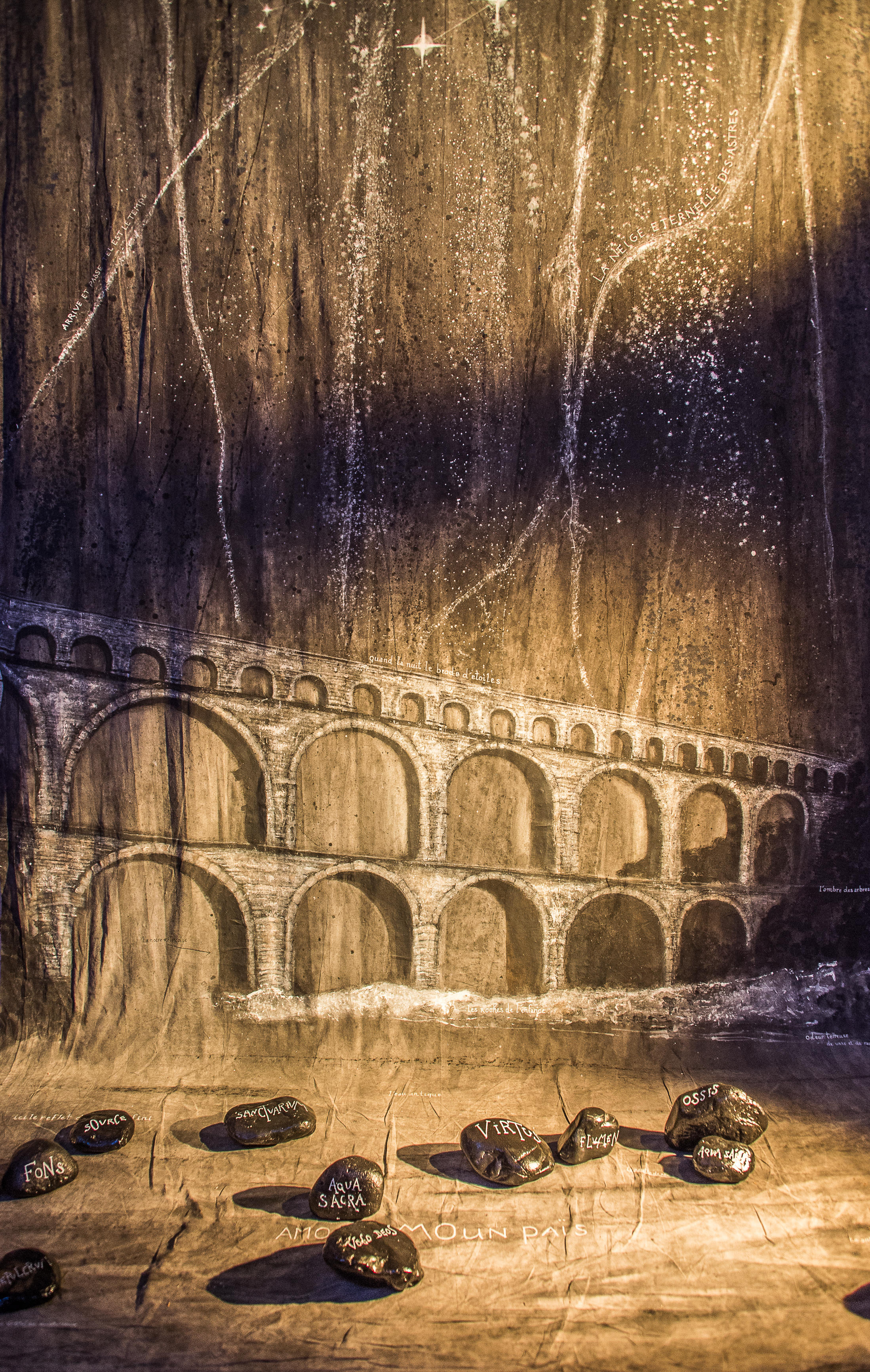 Lillian Euzéby - peinture monumentale pont du Gard (c)Patrick Henry